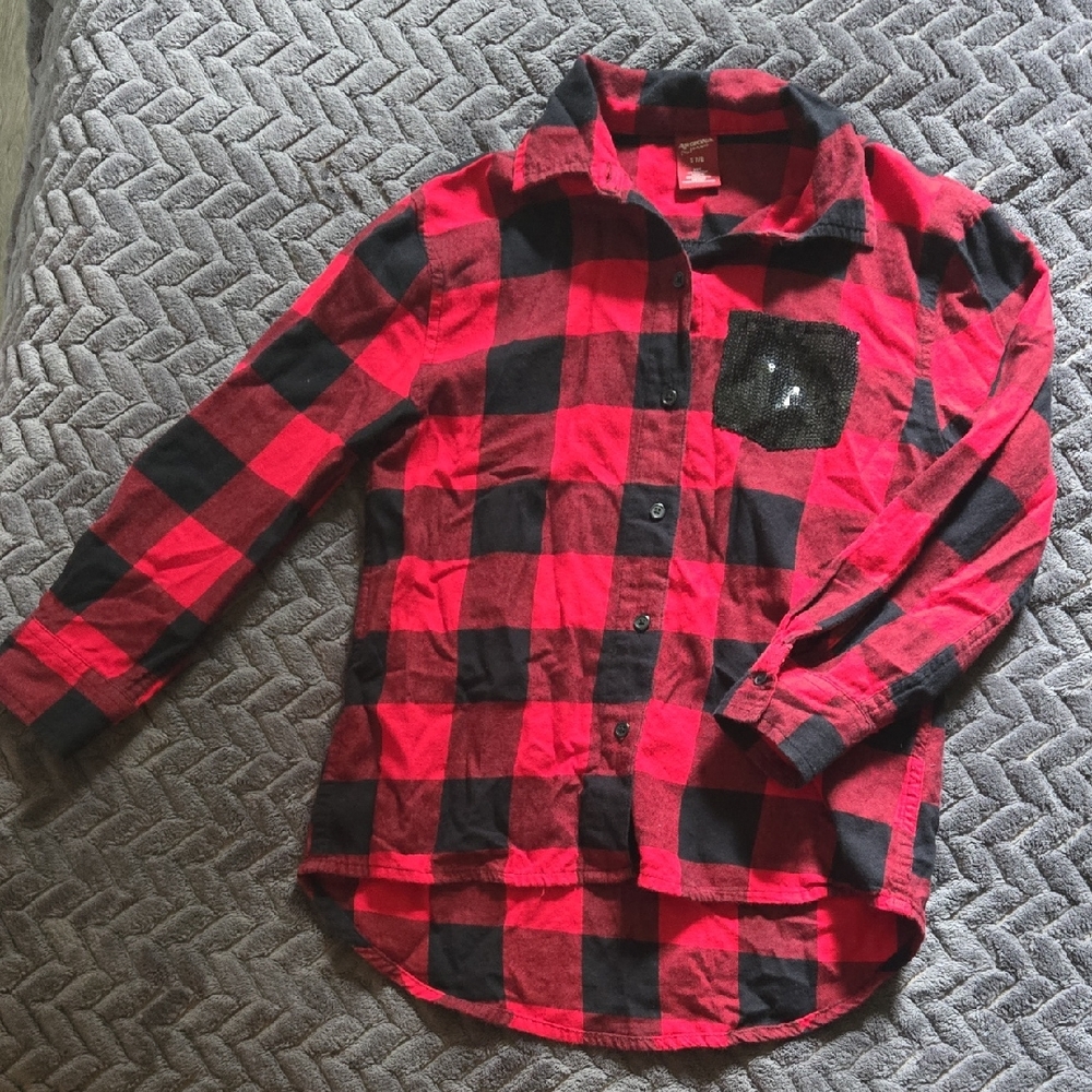 Arizona Jean Company Red and Black Plaid Button Down Shirt